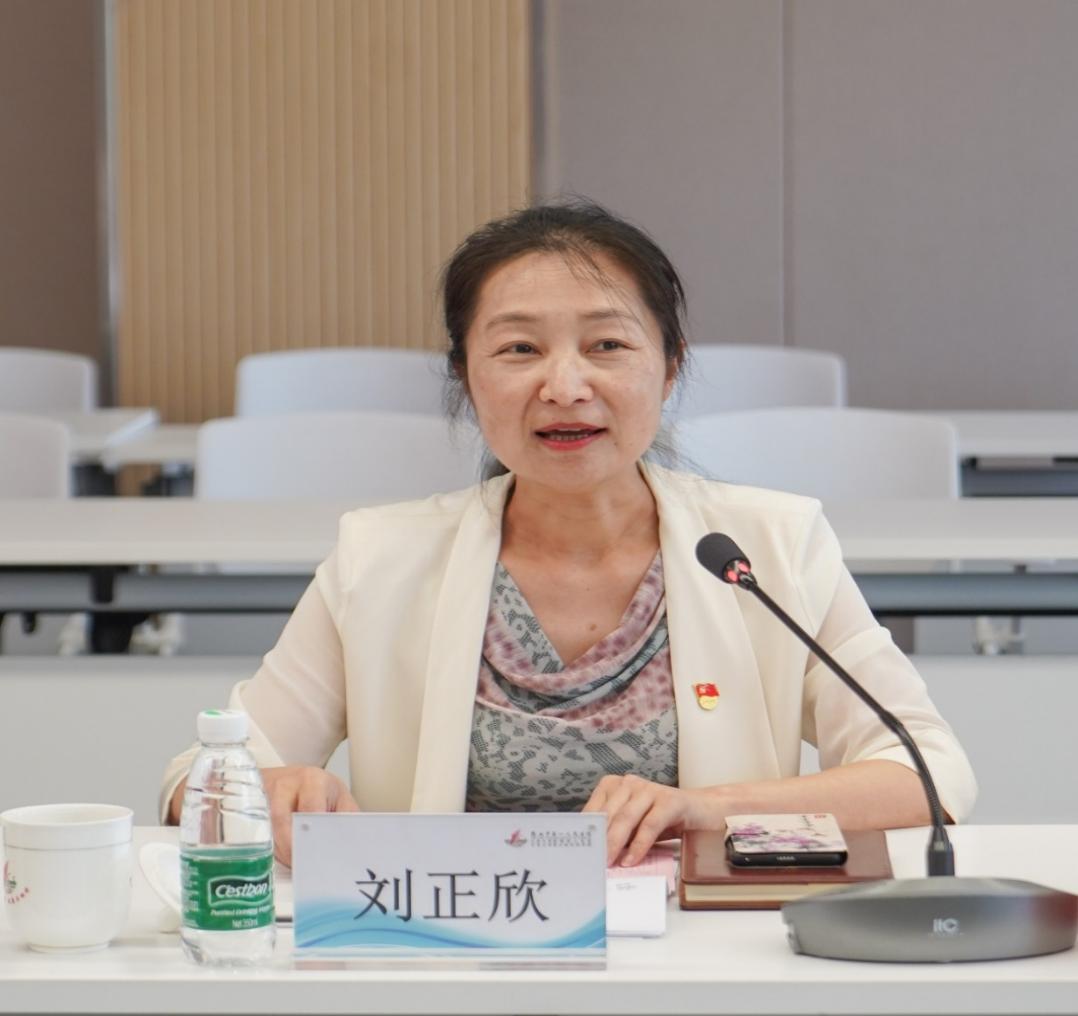 D:\党支部\202406\江大药学院党委和昆山市一院党委活动\20240628医院与江苏大学药学院党建共建活动\ABC05215.jpg
